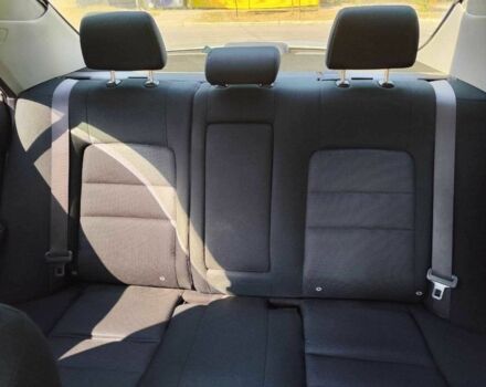 Бежевый Мазда 6, объемом двигателя 2 л и пробегом 350 тыс. км за 5800 $, фото 6 на Automoto.ua