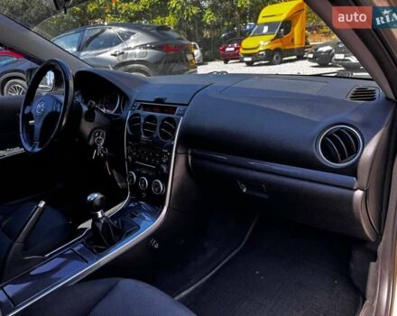 Бежевый Мазда 6, объемом двигателя 1.8 л и пробегом 191 тыс. км за 7300 $, фото 8 на Automoto.ua