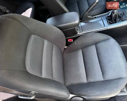 Бежевый Мазда 6, объемом двигателя 1.8 л и пробегом 191 тыс. км за 7300 $, фото 9 на Automoto.ua