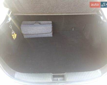 Бежевый Мазда 6, объемом двигателя 2 л и пробегом 208 тыс. км за 5100 $, фото 7 на Automoto.ua