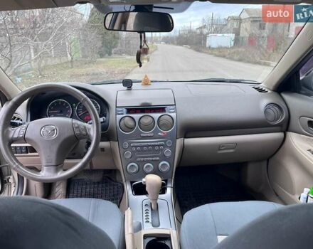 Бежевый Мазда 6, объемом двигателя 2 л и пробегом 222 тыс. км за 4900 $, фото 2 на Automoto.ua