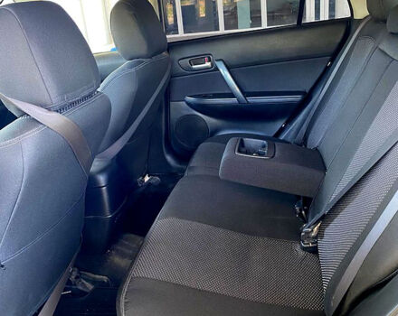 Бежевий Мазда 6, об'ємом двигуна 2 л та пробігом 189 тис. км за 4400 $, фото 10 на Automoto.ua