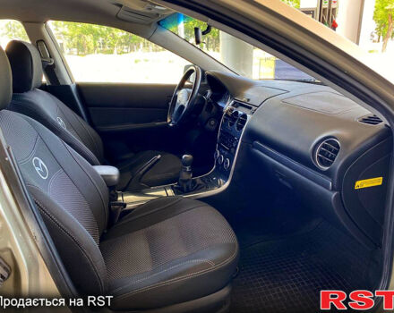 Бежевий Мазда 6, об'ємом двигуна 2 л та пробігом 189 тис. км за 4400 $, фото 13 на Automoto.ua