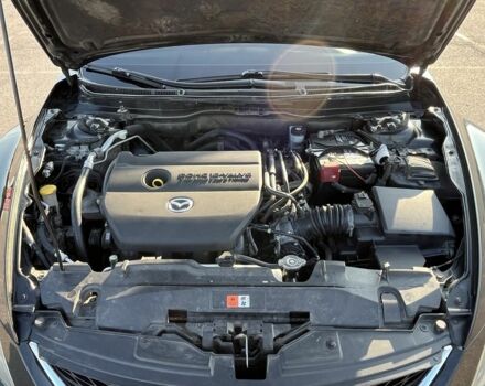 Чорний Мазда 6, об'ємом двигуна 2 л та пробігом 300 тис. км за 6600 $, фото 5 на Automoto.ua