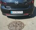 Черный Мазда 6, объемом двигателя 2.2 л и пробегом 300 тыс. км за 7500 $, фото 2 на Automoto.ua