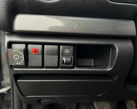 Черный Мазда 6, объемом двигателя 2 л и пробегом 227 тыс. км за 4500 $, фото 12 на Automoto.ua