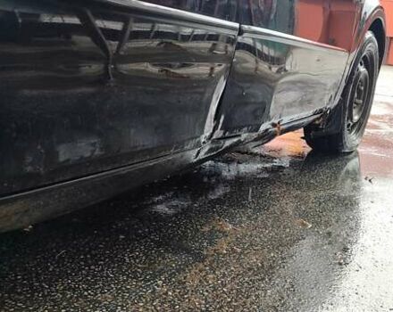 Черный Мазда 6, объемом двигателя 2 л и пробегом 317 тыс. км за 3000 $, фото 7 на Automoto.ua