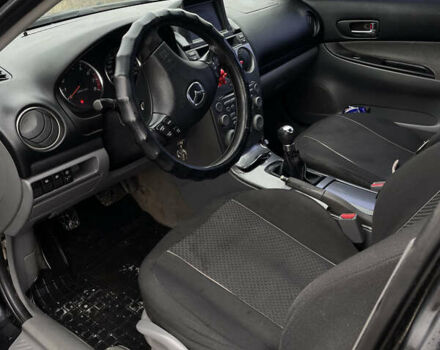 Черный Мазда 6, объемом двигателя 2 л и пробегом 200 тыс. км за 3500 $, фото 5 на Automoto.ua