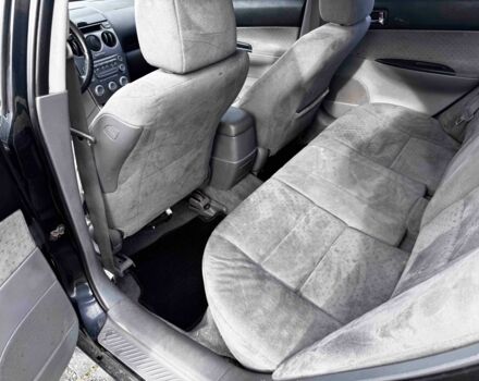 Черный Мазда 6, объемом двигателя 1.8 л и пробегом 250 тыс. км за 2000 $, фото 2 на Automoto.ua