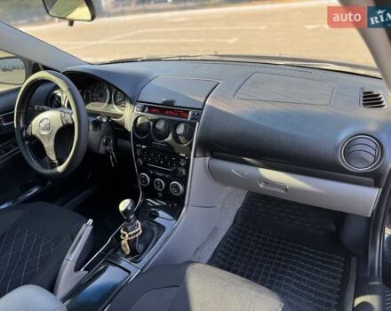Чорний Мазда 6, об'ємом двигуна 2 л та пробігом 330 тис. км за 3400 $, фото 19 на Automoto.ua