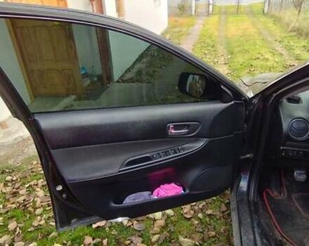 Черный Мазда 6, объемом двигателя 1.8 л и пробегом 350 тыс. км за 2500 $, фото 8 на Automoto.ua