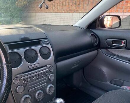 Черный Мазда 6, объемом двигателя 2 л и пробегом 375 тыс. км за 3900 $, фото 6 на Automoto.ua