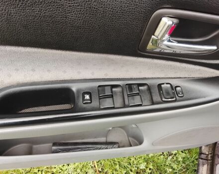 Черный Мазда 6, объемом двигателя 2 л и пробегом 99 тыс. км за 2500 $, фото 5 на Automoto.ua