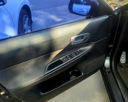 Черный Мазда 6, объемом двигателя 2 л и пробегом 203 тыс. км за 5300 $, фото 3 на Automoto.ua