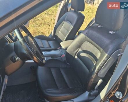 Черный Мазда 6, объемом двигателя 2 л и пробегом 218 тыс. км за 5000 $, фото 11 на Automoto.ua