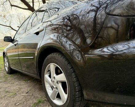 Черный Мазда 6, объемом двигателя 2 л и пробегом 320 тыс. км за 3400 $, фото 5 на Automoto.ua