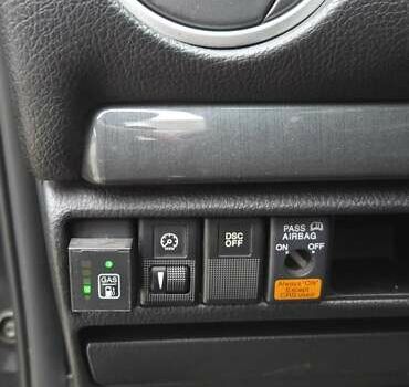 Черный Мазда 6, объемом двигателя 2 л и пробегом 266 тыс. км за 5200 $, фото 23 на Automoto.ua