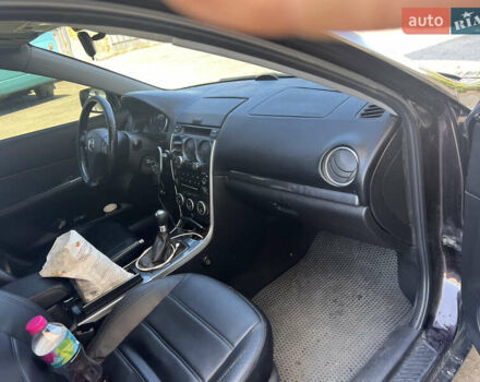 Черный Мазда 6, объемом двигателя 2 л и пробегом 259 тыс. км за 5500 $, фото 7 на Automoto.ua