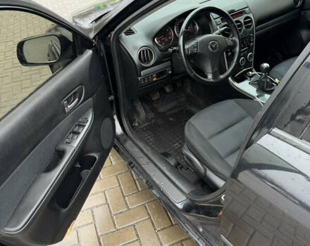 Чорний Мазда 6, об'ємом двигуна 2 л та пробігом 214 тис. км за 3700 $, фото 9 на Automoto.ua