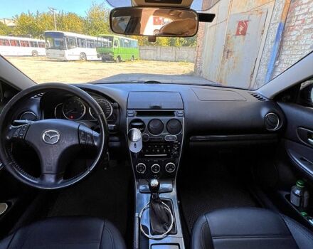 Черный Мазда 6, объемом двигателя 2 л и пробегом 260 тыс. км за 5500 $, фото 2 на Automoto.ua