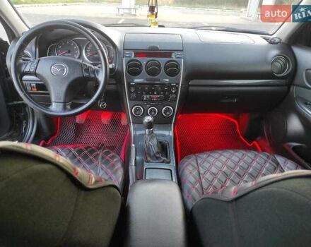 Черный Мазда 6, объемом двигателя 2 л и пробегом 315 тыс. км за 4250 $, фото 11 на Automoto.ua
