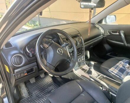 Черный Мазда 6, объемом двигателя 2 л и пробегом 360 тыс. км за 2400 $, фото 2 на Automoto.ua