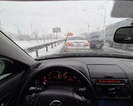 Черный Мазда 6, объемом двигателя 2.3 л и пробегом 270 тыс. км за 8000 $, фото 10 на Automoto.ua