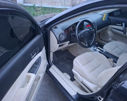 Черный Мазда 6, объемом двигателя 2 л и пробегом 335 тыс. км за 4650 $, фото 3 на Automoto.ua