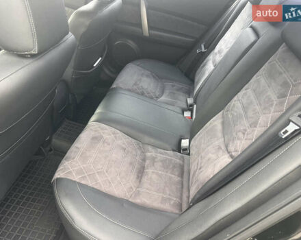 Черный Мазда 6, объемом двигателя 2 л и пробегом 220 тыс. км за 7100 $, фото 5 на Automoto.ua