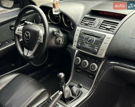 Черный Мазда 6, объемом двигателя 2 л и пробегом 253 тыс. км за 6500 $, фото 54 на Automoto.ua