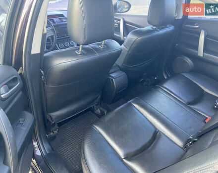 Черный Мазда 6, объемом двигателя 2 л и пробегом 180 тыс. км за 7700 $, фото 9 на Automoto.ua