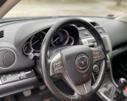 Чорний Мазда 6, об'ємом двигуна 2 л та пробігом 246 тис. км за 10000 $, фото 30 на Automoto.ua