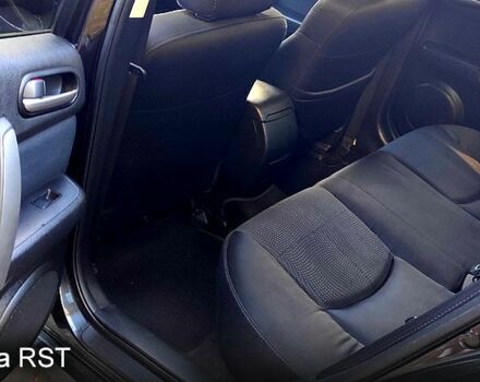 Чорний Мазда 6, об'ємом двигуна 2 л та пробігом 163 тис. км за 7000 $, фото 10 на Automoto.ua