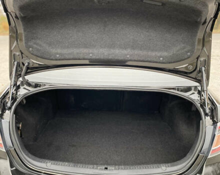 Чорний Мазда 6, об'ємом двигуна 2 л та пробігом 246 тис. км за 10000 $, фото 17 на Automoto.ua