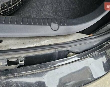 Чорний Мазда 6, об'ємом двигуна 2 л та пробігом 280 тис. км за 5300 $, фото 20 на Automoto.ua