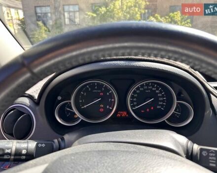 Черный Мазда 6, объемом двигателя 2 л и пробегом 180 тыс. км за 8000 $, фото 14 на Automoto.ua