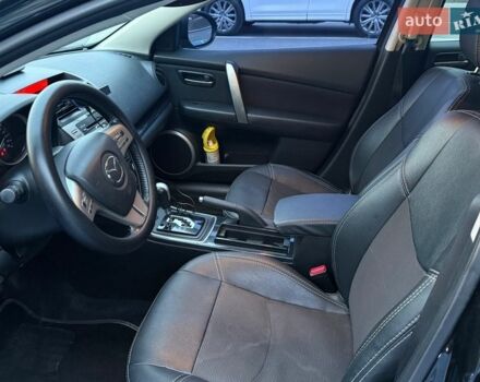Черный Мазда 6, объемом двигателя 2 л и пробегом 247 тыс. км за 6100 $, фото 12 на Automoto.ua