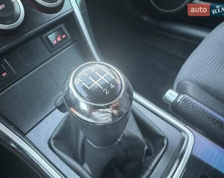 Чорний Мазда 6, об'ємом двигуна 2 л та пробігом 239 тис. км за 6800 $, фото 5 на Automoto.ua