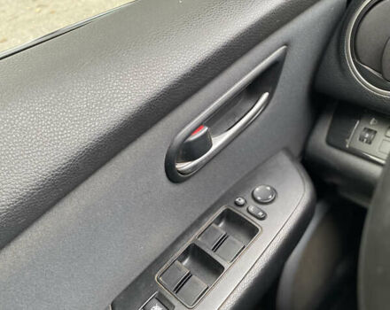 Чорний Мазда 6, об'ємом двигуна 2 л та пробігом 246 тис. км за 10000 $, фото 35 на Automoto.ua