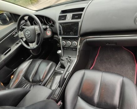 Черный Мазда 6, объемом двигателя 2.5 л и пробегом 318 тыс. км за 6700 $, фото 5 на Automoto.ua