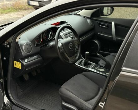 Черный Мазда 6, объемом двигателя 2 л и пробегом 263 тыс. км за 5850 $, фото 8 на Automoto.ua