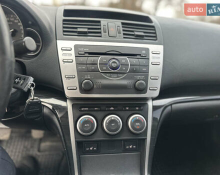 Черный Мазда 6, объемом двигателя 1.8 л и пробегом 238 тыс. км за 6800 $, фото 12 на Automoto.ua