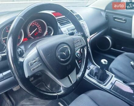 Чорний Мазда 6, об'ємом двигуна 2 л та пробігом 239 тис. км за 6900 $, фото 50 на Automoto.ua