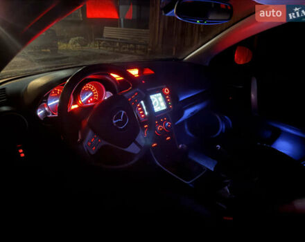 Черный Мазда 6, объемом двигателя 2 л и пробегом 309 тыс. км за 6200 $, фото 27 на Automoto.ua