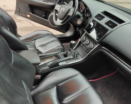 Черный Мазда 6, объемом двигателя 2.5 л и пробегом 318 тыс. км за 6700 $, фото 6 на Automoto.ua