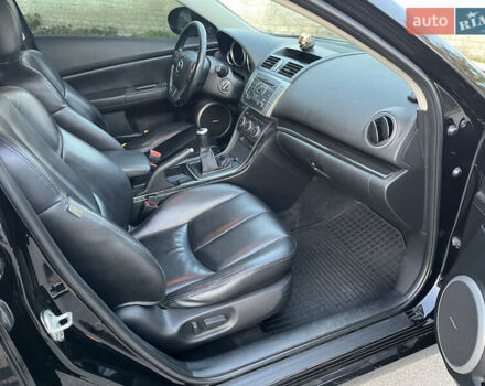 Черный Мазда 6, объемом двигателя 2.5 л и пробегом 206 тыс. км за 8200 $, фото 6 на Automoto.ua