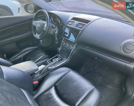 Черный Мазда 6, объемом двигателя 2 л и пробегом 180 тыс. км за 7700 $, фото 12 на Automoto.ua