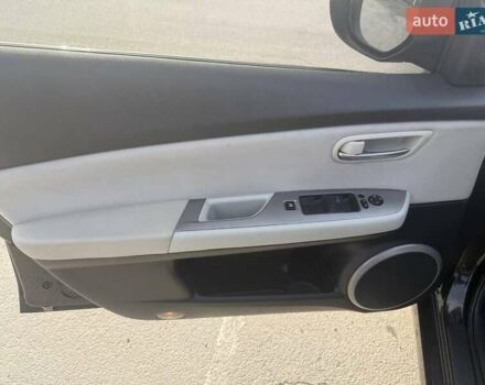 Чорний Мазда 6, об'ємом двигуна 2 л та пробігом 161 тис. км за 6700 $, фото 13 на Automoto.ua