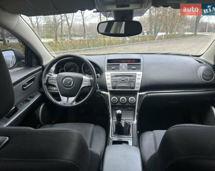 Черный Мазда 6, объемом двигателя 1.8 л и пробегом 238 тыс. км за 6800 $, фото 11 на Automoto.ua