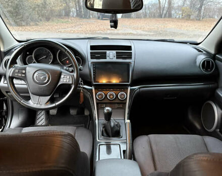 Чорний Мазда 6, об'ємом двигуна 2 л та пробігом 217 тис. км за 6700 $, фото 8 на Automoto.ua